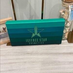 Jeffree Star Cosmetics Palette - Green and Blue Shades